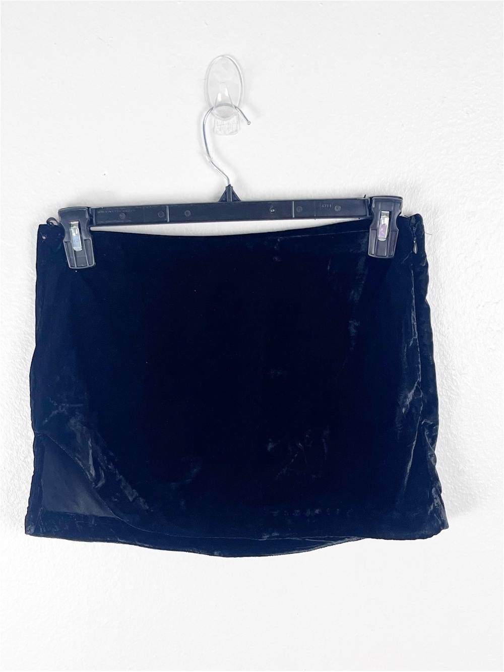 FREE PEOPLE Black Velour Lined Side Zip Closure Mini Skirt Size 4 Boho Casual